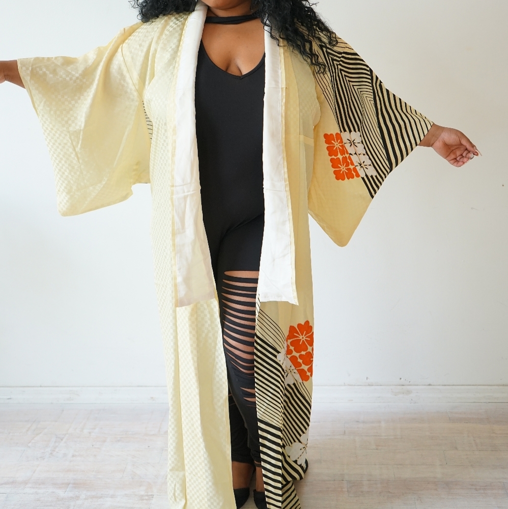 Pale Yellow Kimono